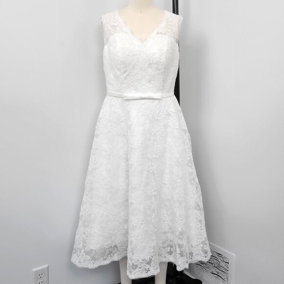 Mingda’s Dress White Lace Fit & Flare Sleeveless Fit & Flare Midi Dress Size 6/8 - Picture 1 of 14
